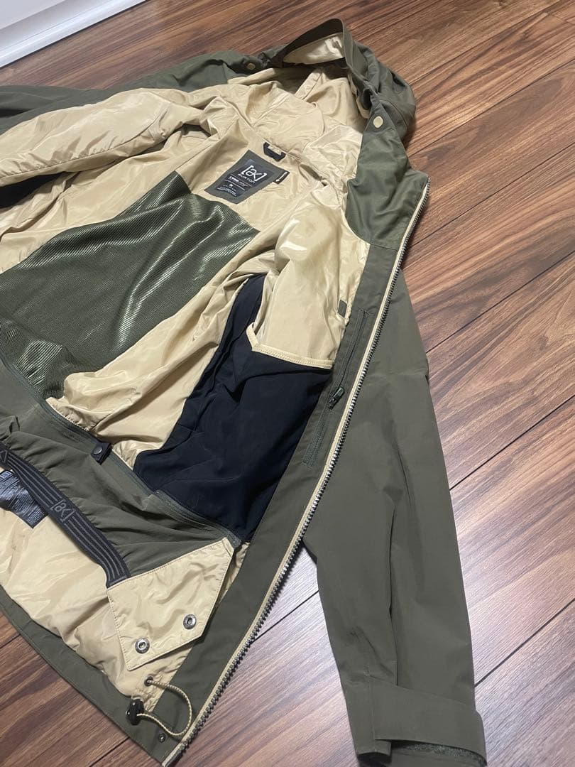 BURTON 「ak」 GORE-TEX スノーボードウェア上下セット