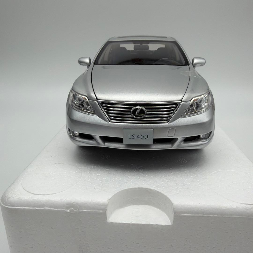 NOREV LEXUS LS 460 ミニカー 1:18 箱付き