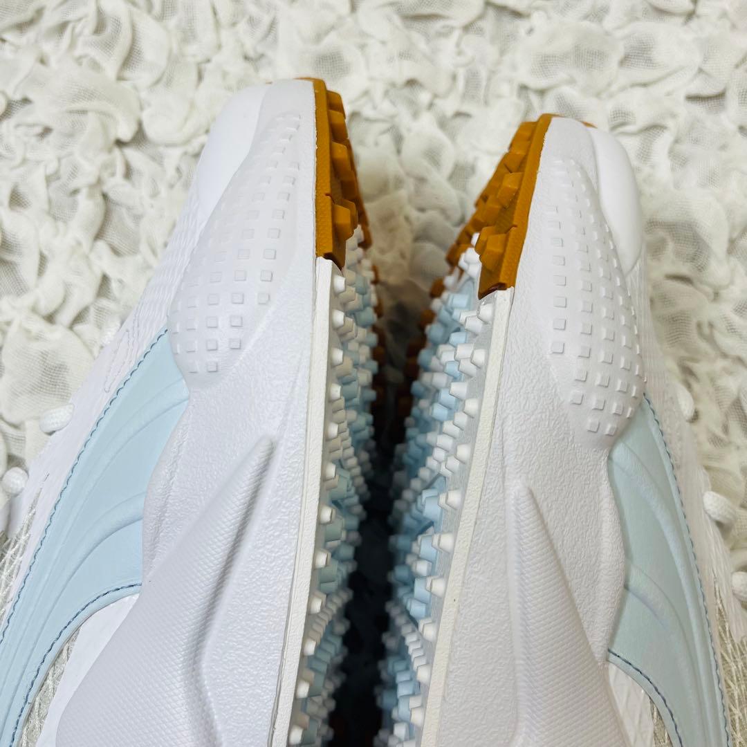 PUMAプーマゴルフシューズ22.5新品ホワイト白スパイクレス軽量レディース完売