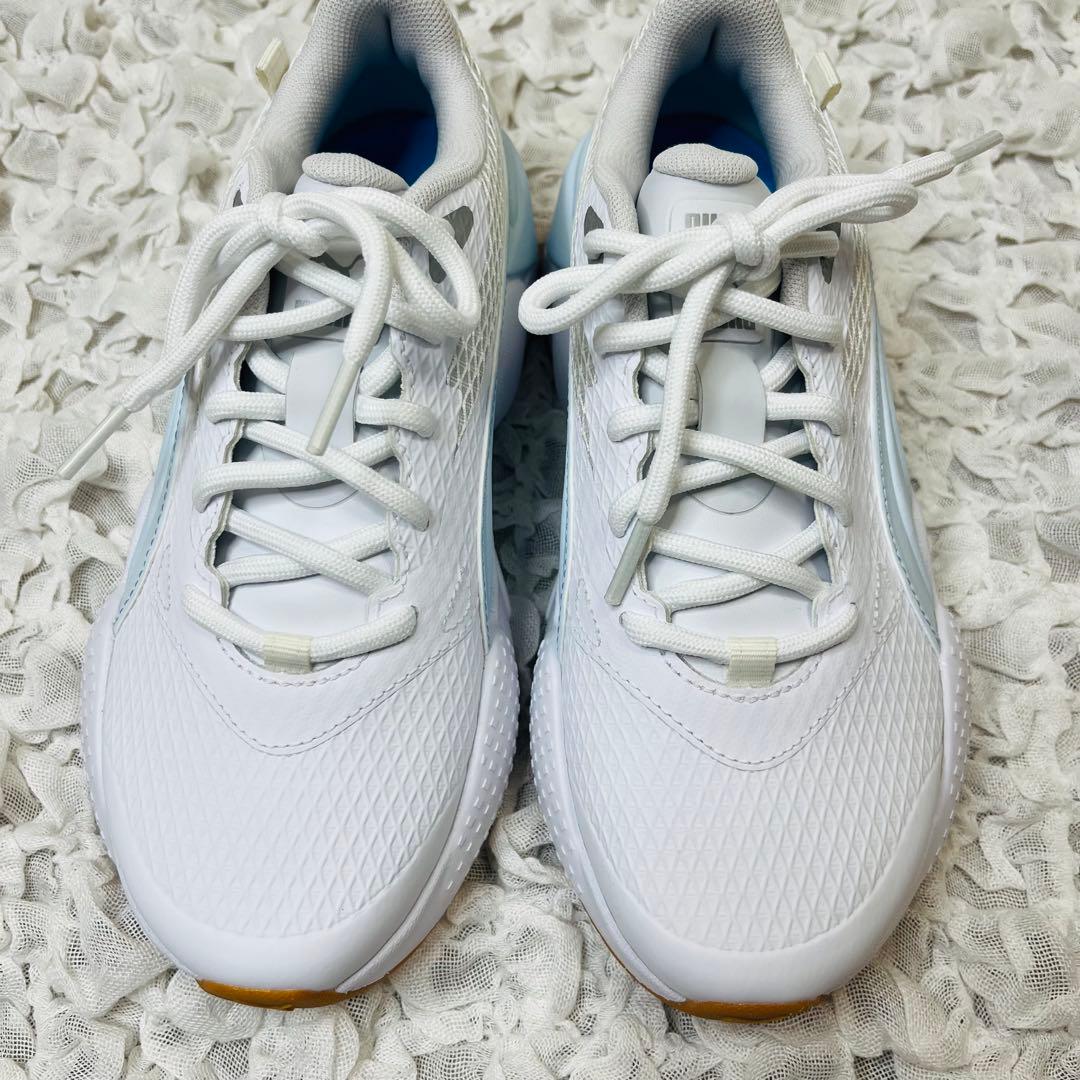 PUMAプーマゴルフシューズ22.5新品ホワイト白スパイクレス軽量レディース完売