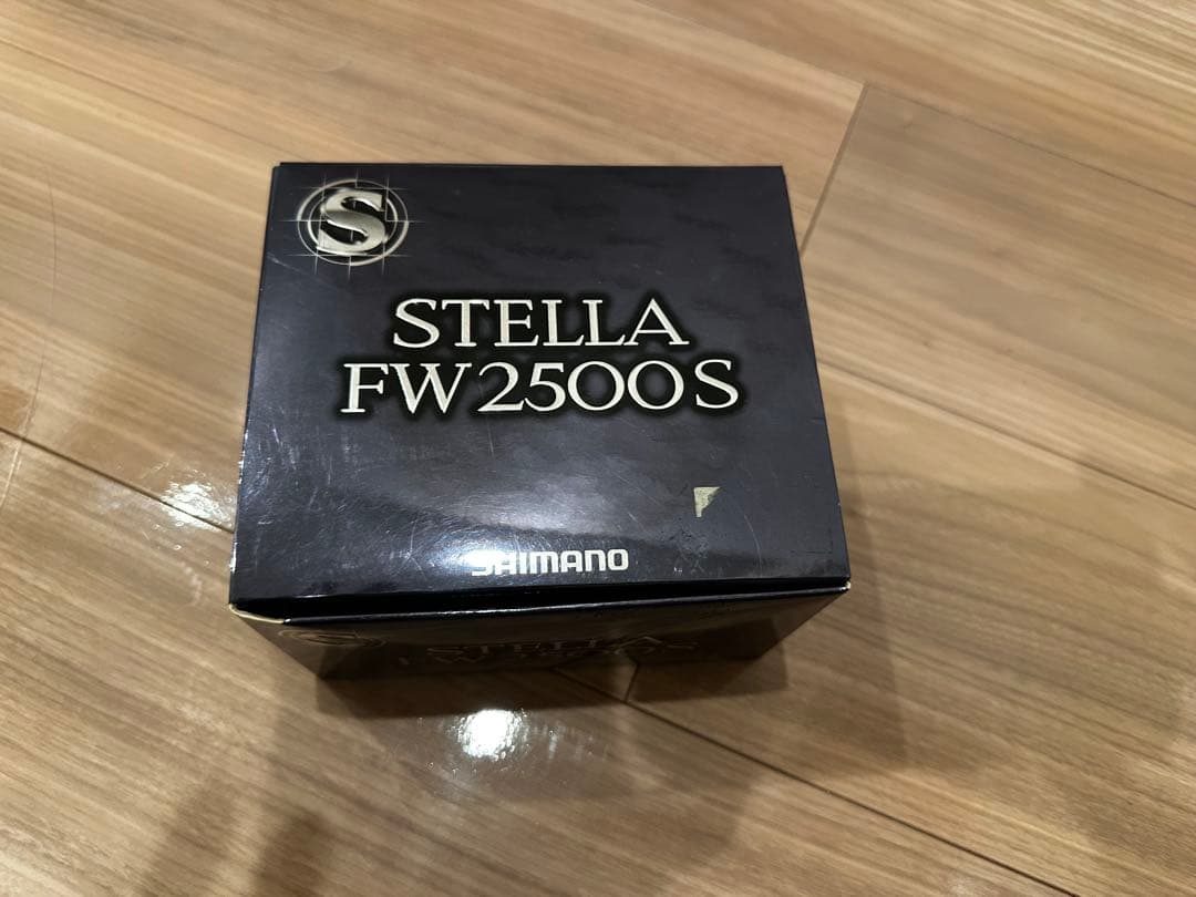 SHIMANO STELLA FW2500S スピニングリール