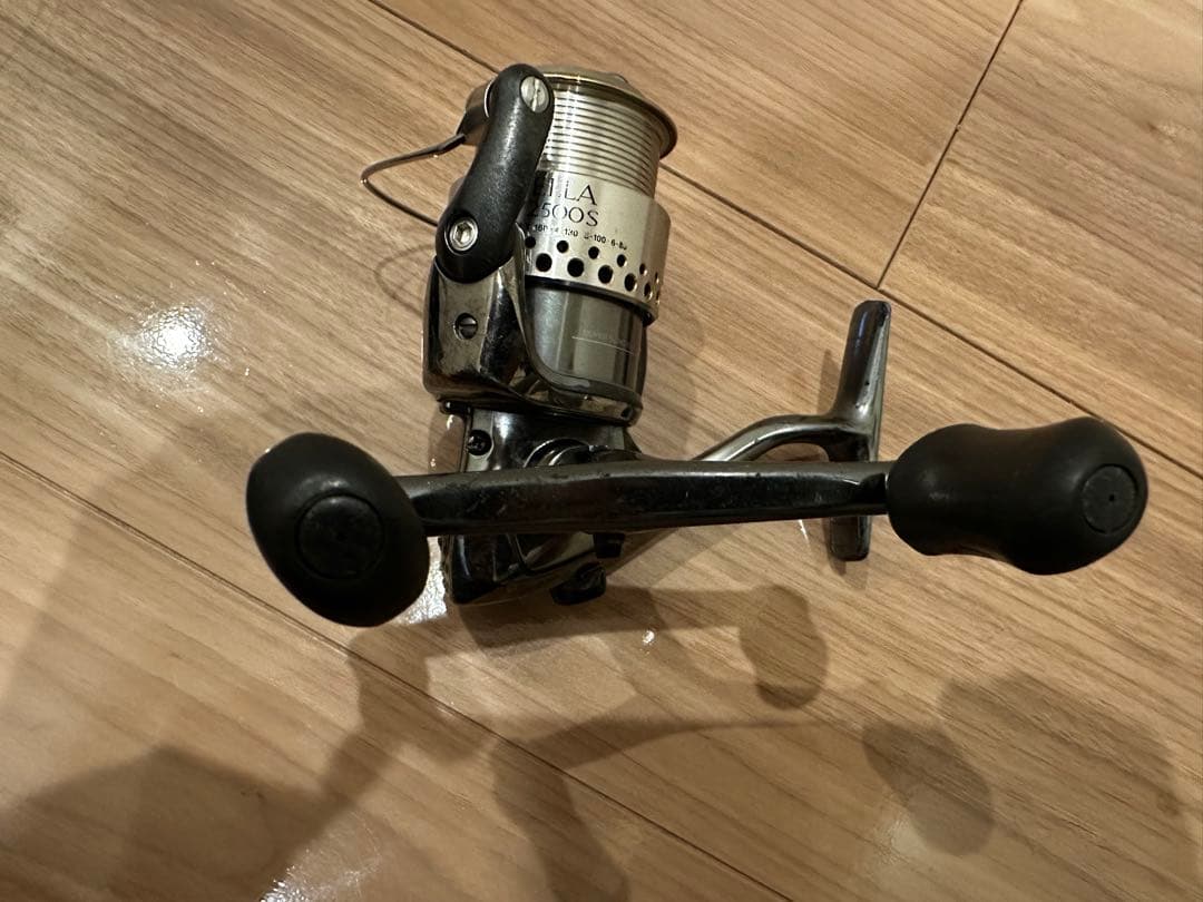 SHIMANO STELLA FW2500S スピニングリール