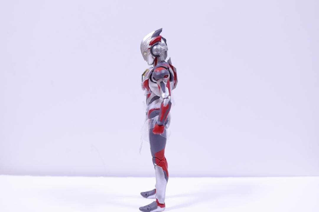 S.H.Figuarts　ウルトラマンエックス
