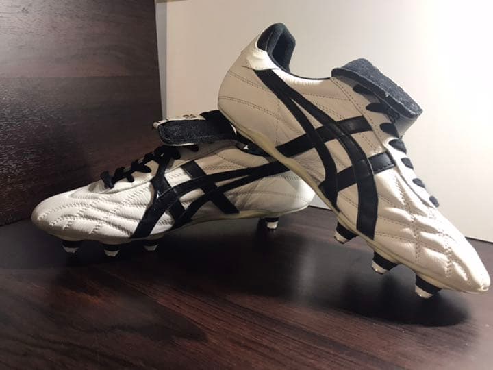 アシックス　シャペクラシコ　サッカースパイク