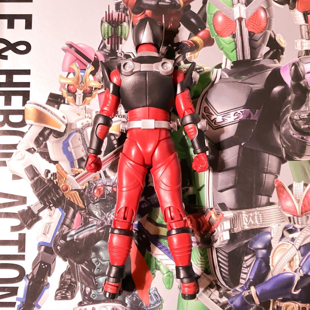 S.H.Figuarts 真骨彫製法 仮面ライダー龍騎