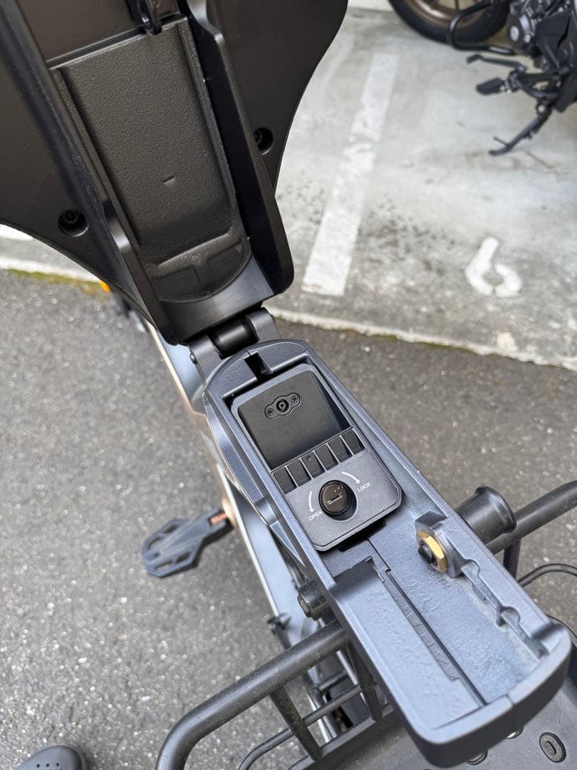 VELMO SPARK ［引き取り限定］