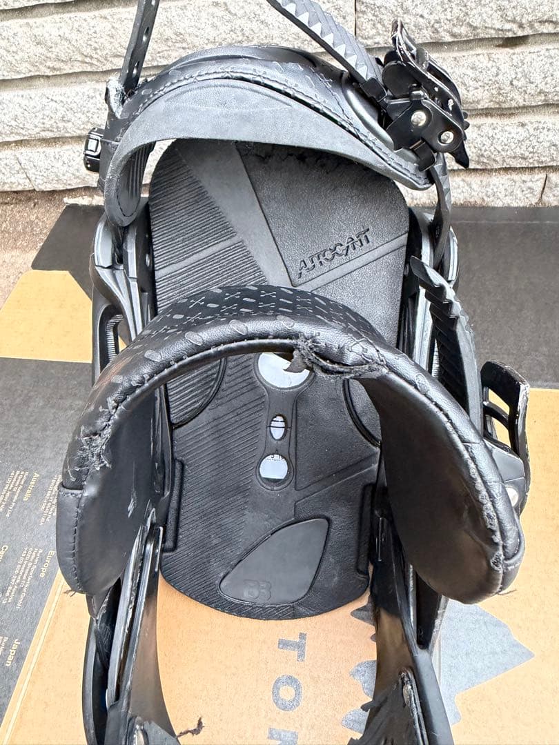 BURTON マラビータ スノーボード ビンディングMサイズ