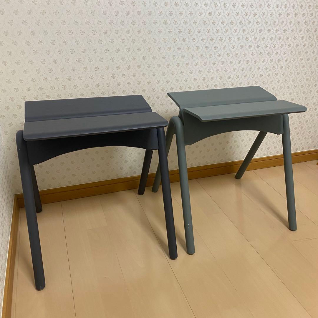 軽やかに美しく、そして強く。今にも飛び立ちそうな木製スツール KAMOME 2脚