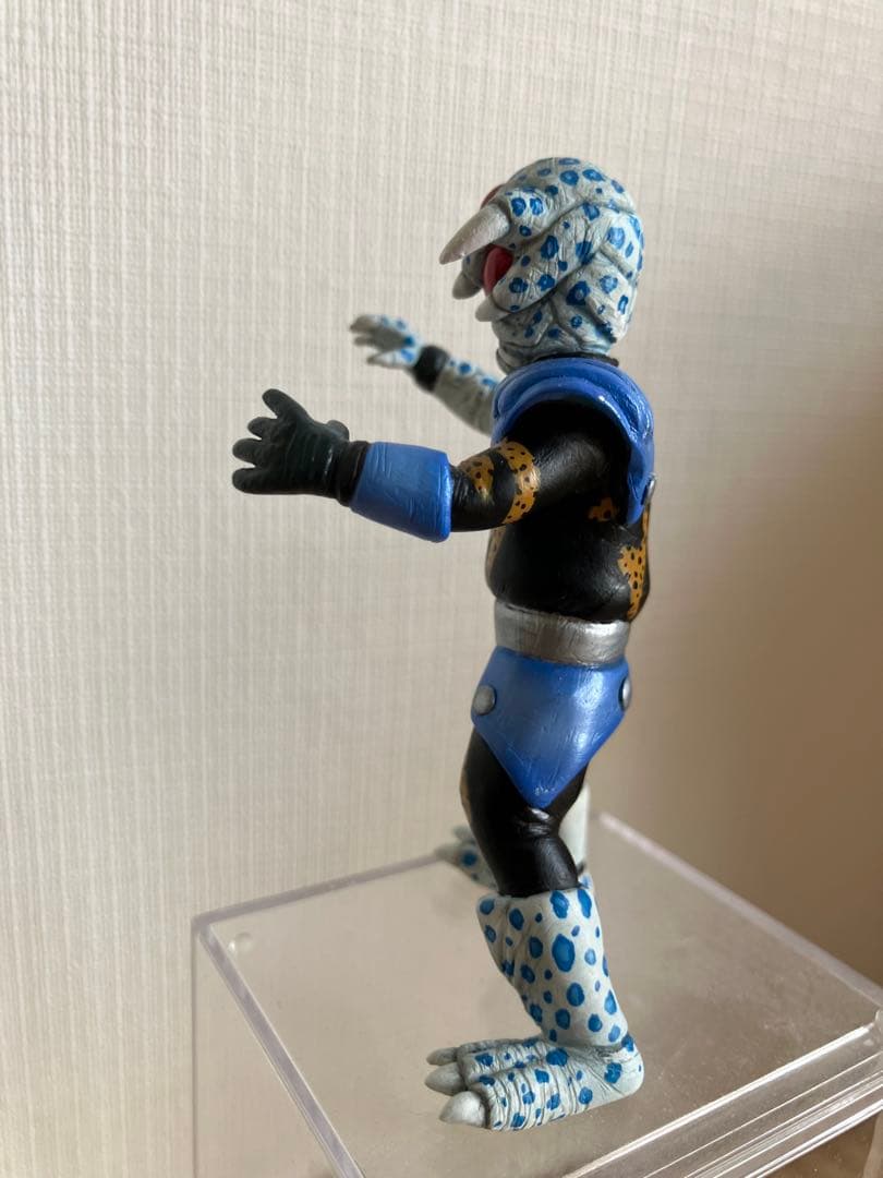 HGサイズ 仮面ライダーBLACK RX　ゲドリアン　改造 リペイント 完成品