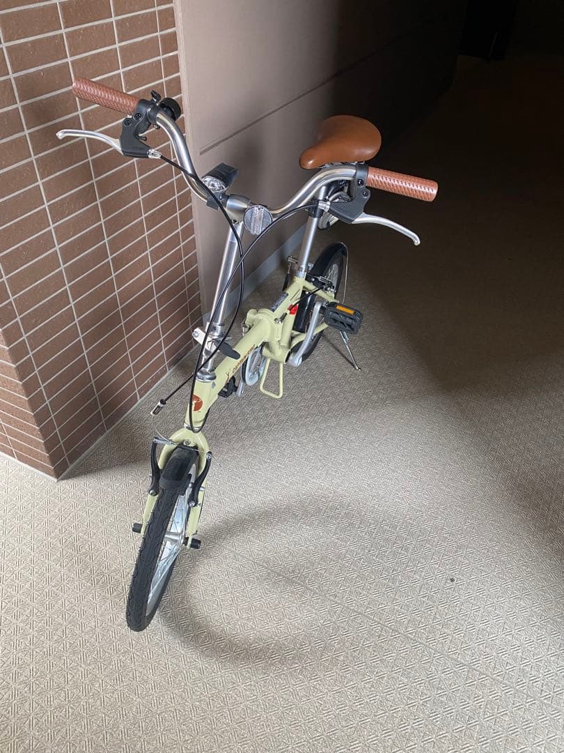 CAPTAIN STAG 折りたたみ自転車 ラテ