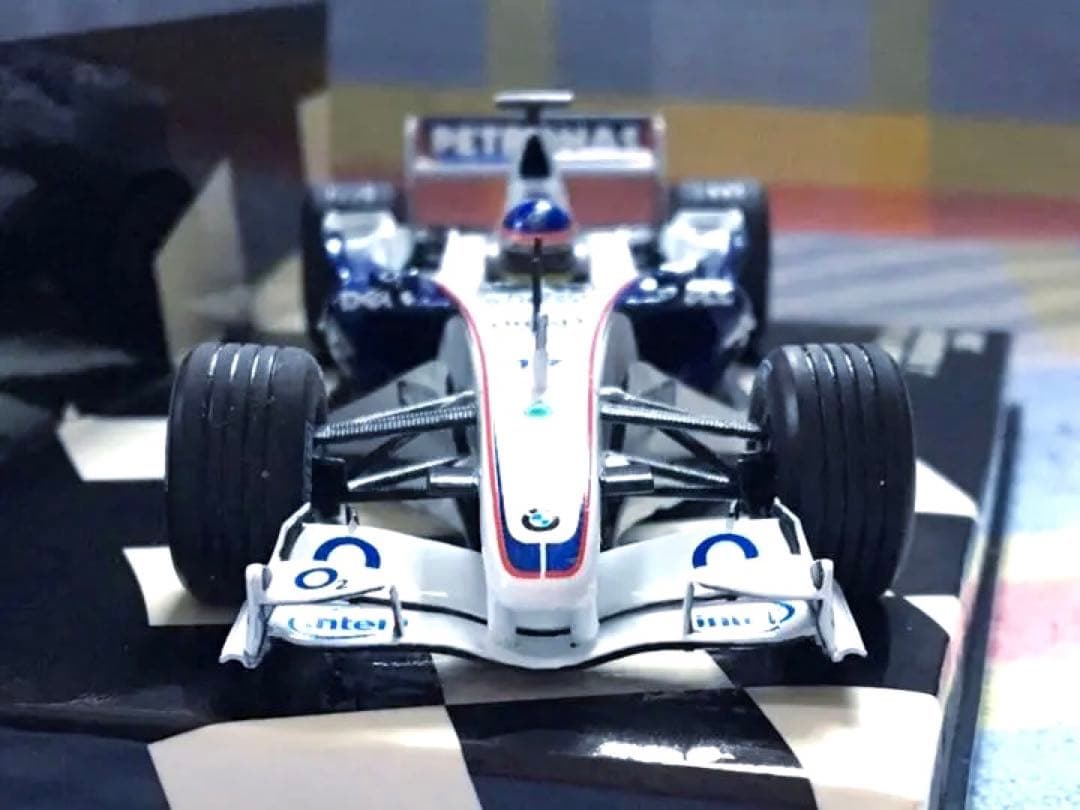 ミニチャンプス 1/43 ペトロナス  ザウバー F1 .06