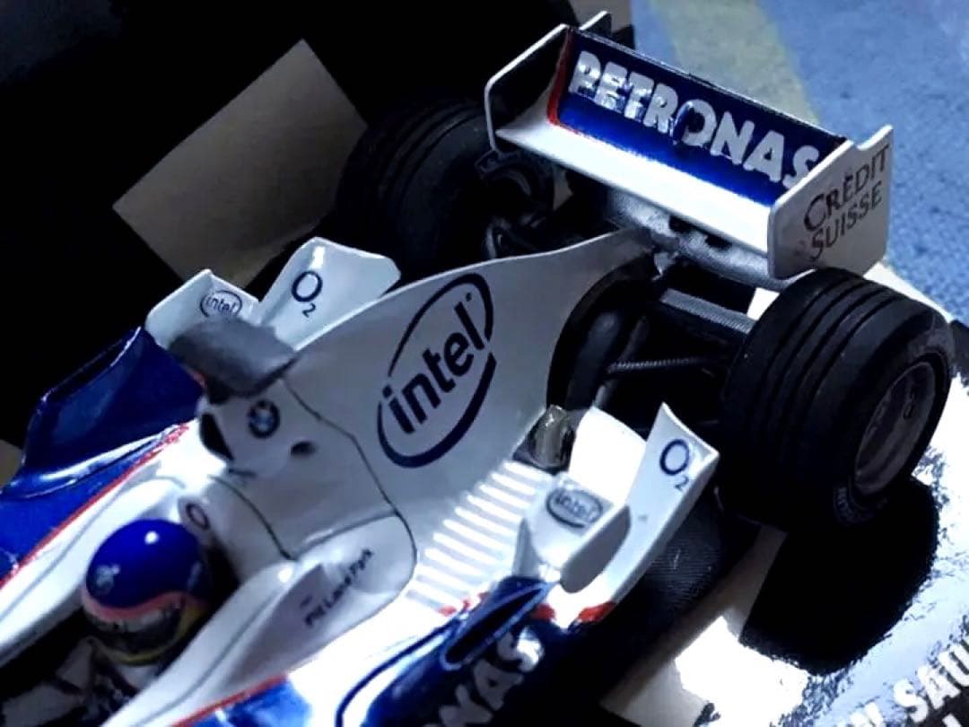 ミニチャンプス 1/43 ペトロナス  ザウバー F1 .06