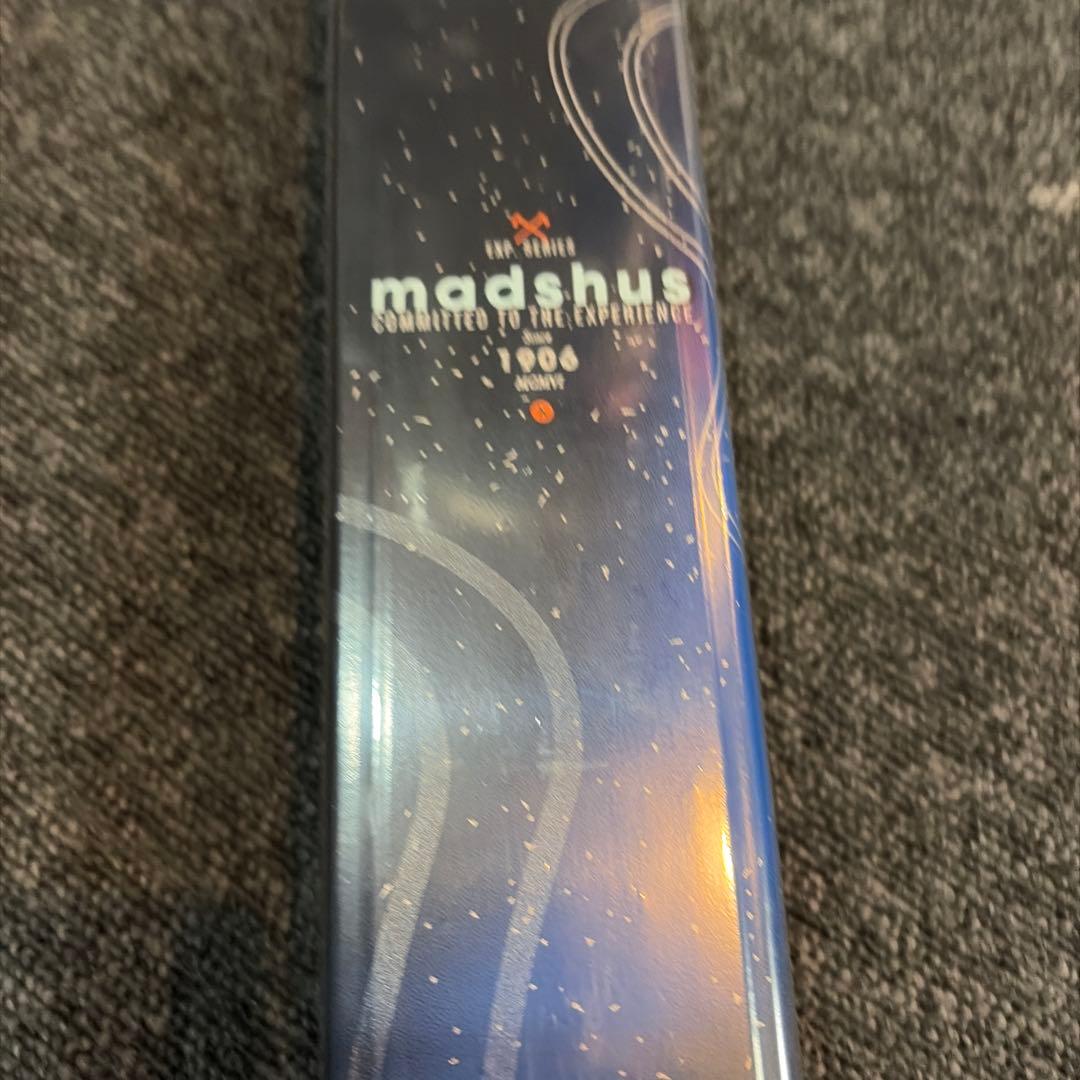マズシャス　ウロコ板　　クロカンダウンヒルスキー　　新品