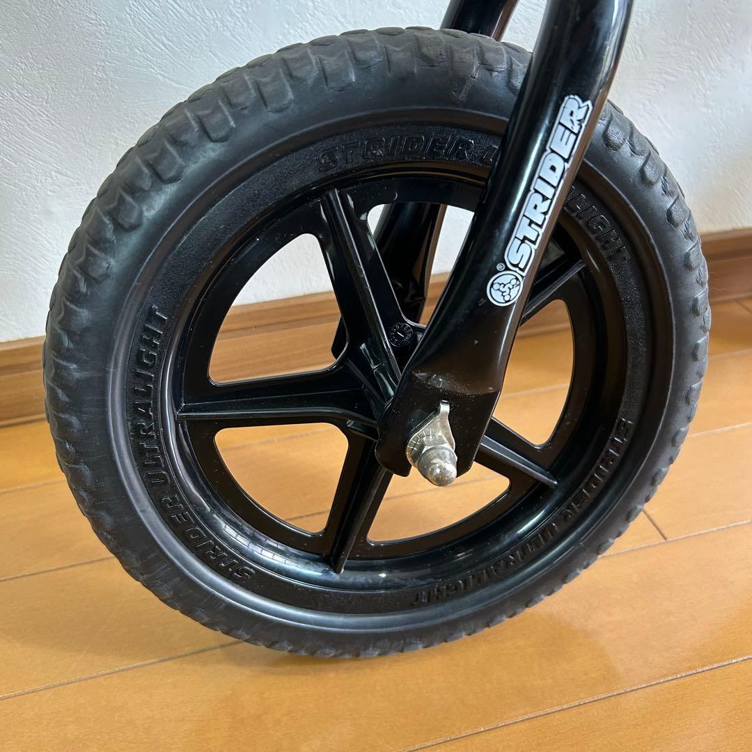 人気色✨STRIDER ストライダー スポーツ 12インチ イエロー 日本正規品