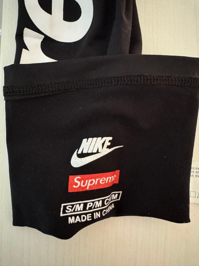 supreme アームカバー