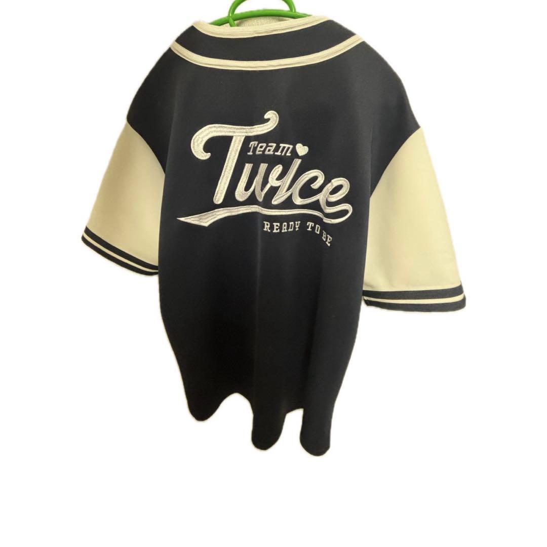 TWICEベースボールシャツ　ナヨン
