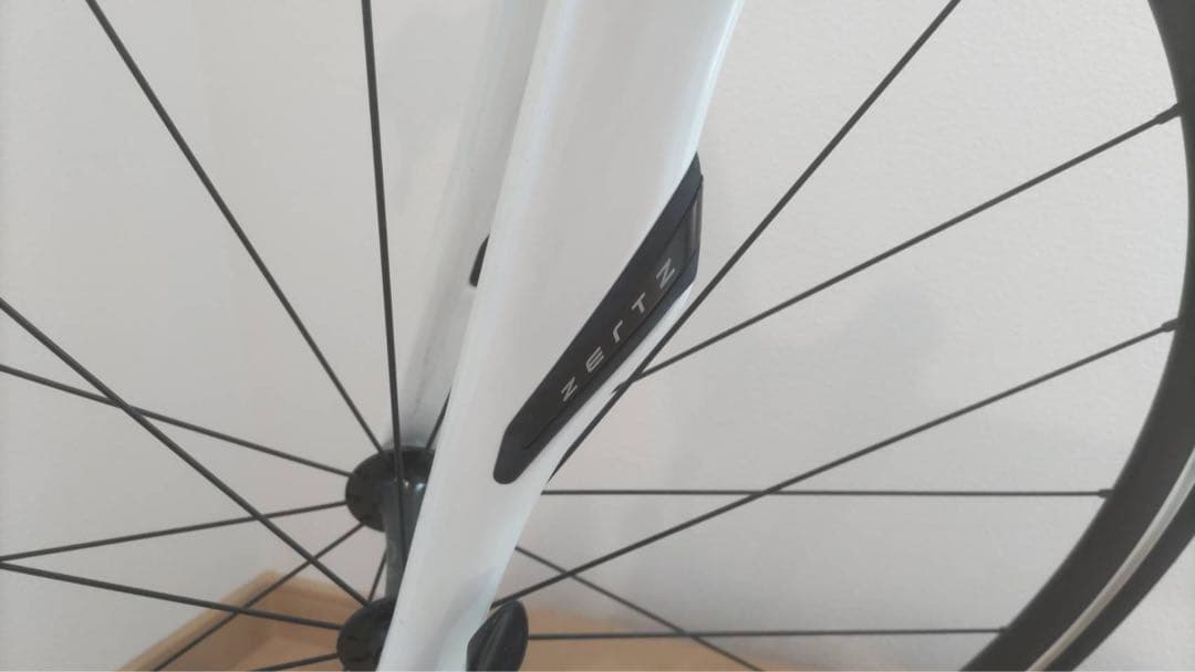 SPECIALIZEDロードバイクROUBAIX