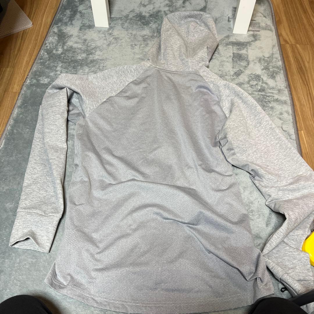 adidas グレー フード付きジャケット