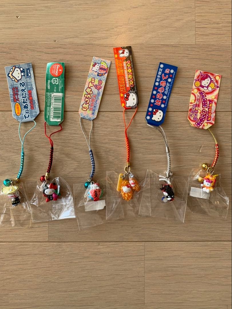 【まとめ売り】ご当地キティ　ご当地限定　根付　18種セット　第二弾