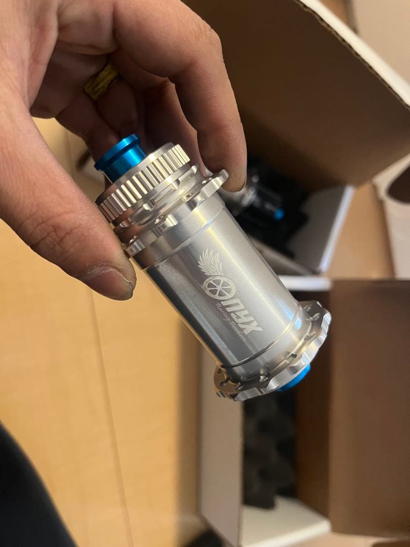 ONYX ディスクハブ シルバー/ブルー 前後セット 新品未使用品