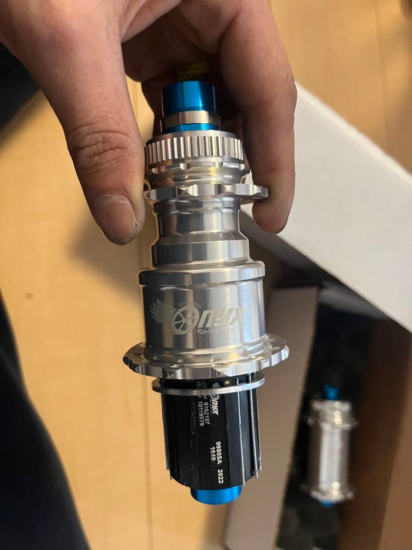 ONYX ディスクハブ シルバー/ブルー 前後セット 新品未使用品