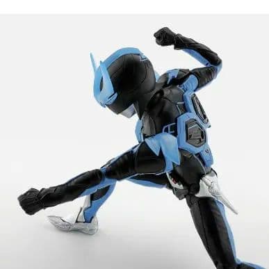 新品未開封品ｓｈfiguarts真骨彫ウィングマン
