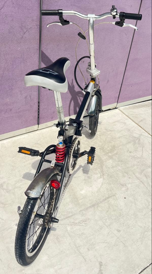 CHEVROLET 折りたたみ自転車 ブラック・シルバーシボレー16インチ