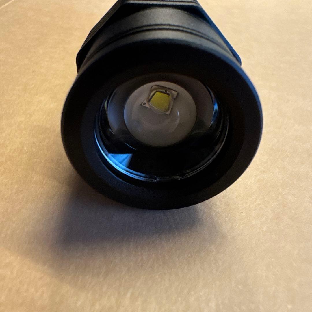 GENTOS MG-886R 懐中電灯