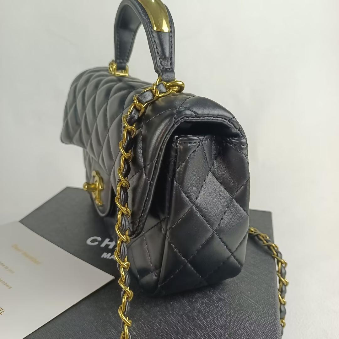 CHANEL ノベルティハンドルゴールドロゴプレートキルティング バッグ 非売品