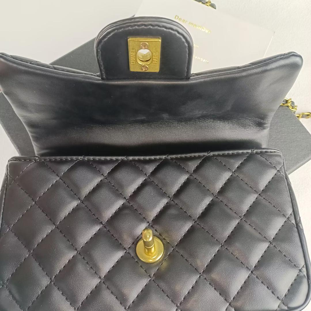 CHANEL ノベルティハンドルゴールドロゴプレートキルティング バッグ 非売品