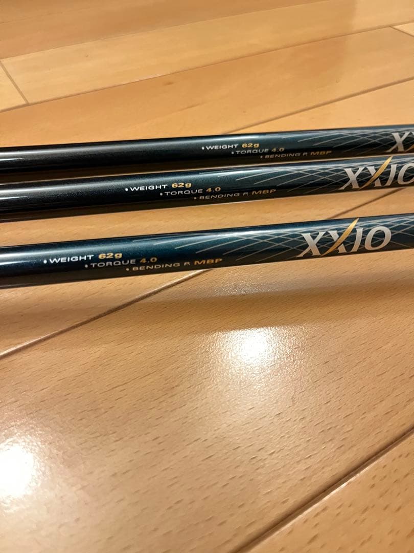 【美品・未使用含む】ゼクシオ　アイアン8本セット