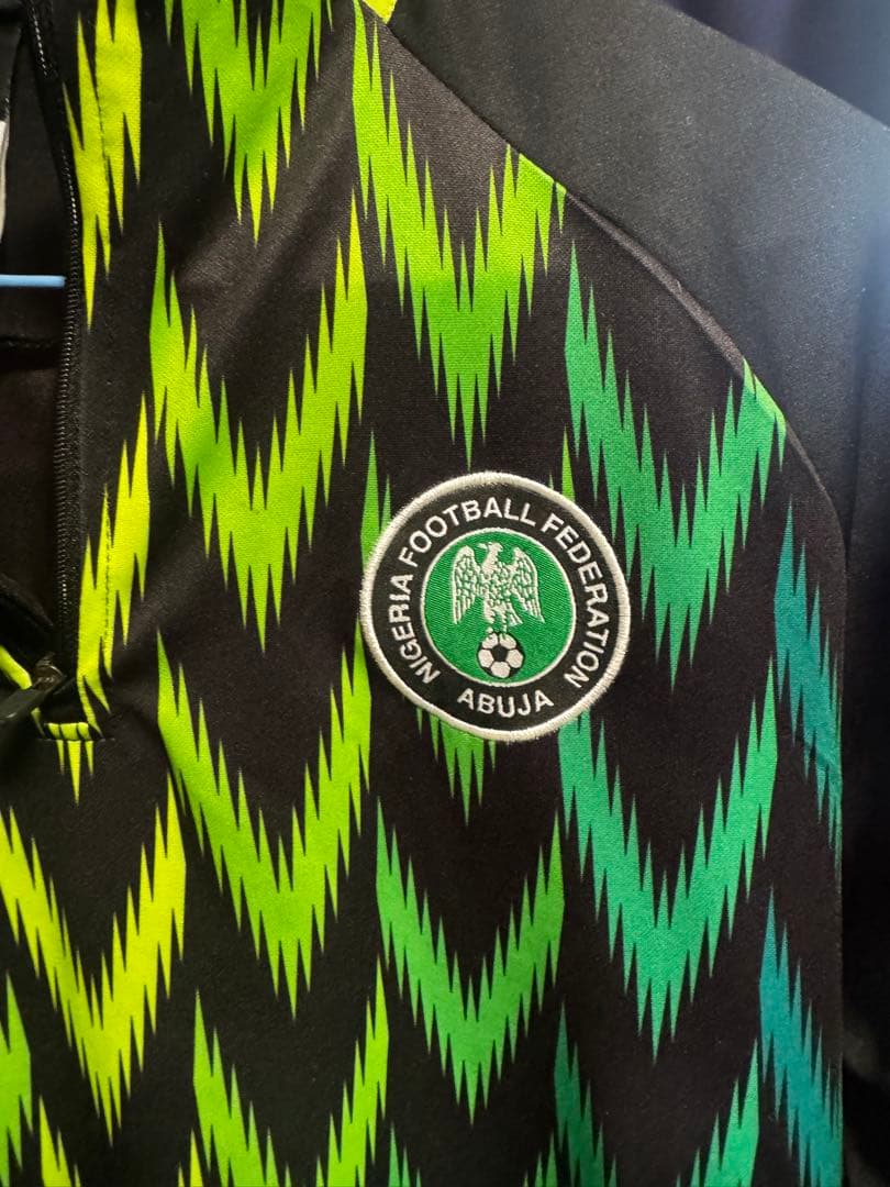 Nike サッカーウェア ジャージ 黒/緑/黄　ナイジェリア　上XL 下L