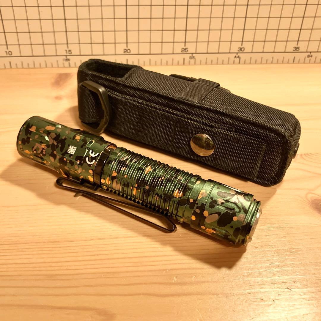 OLIGHT WARRIOR 3S フラッシュライト タクティカル 迷彩
