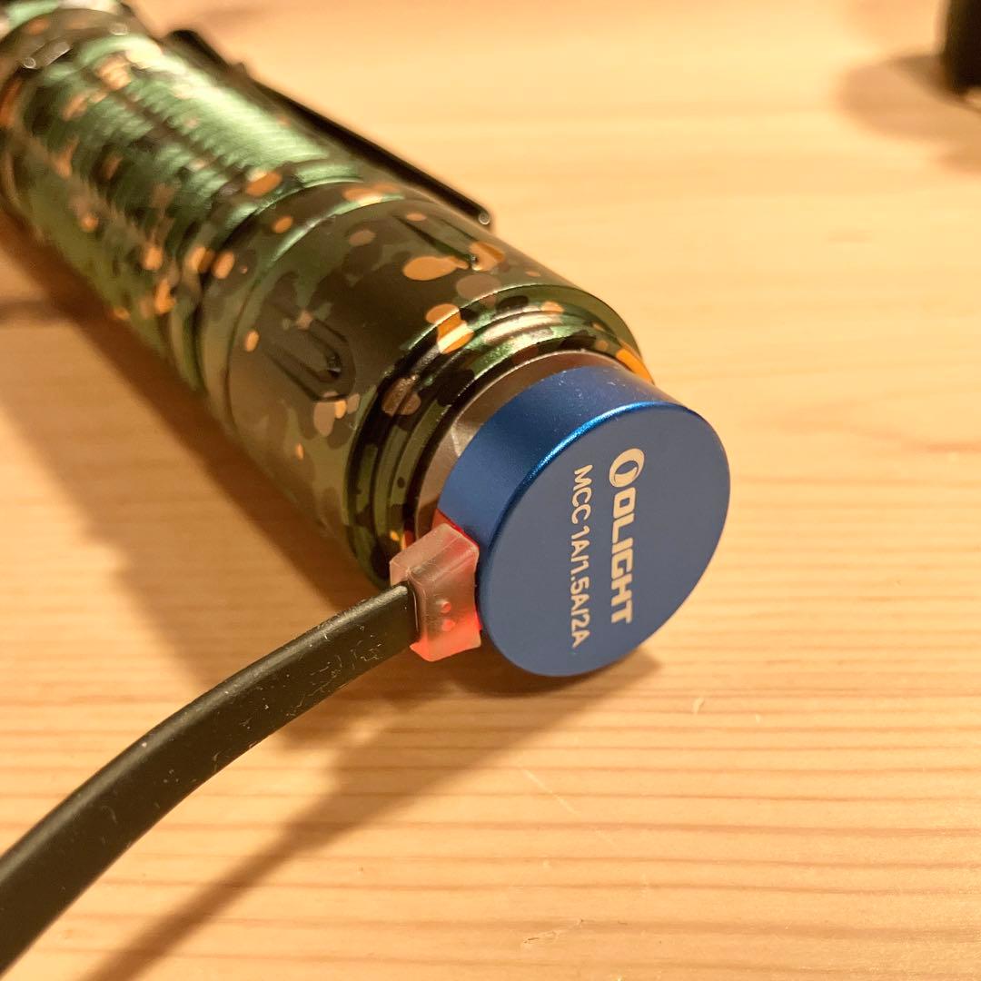 OLIGHT WARRIOR 3S フラッシュライト タクティカル 迷彩