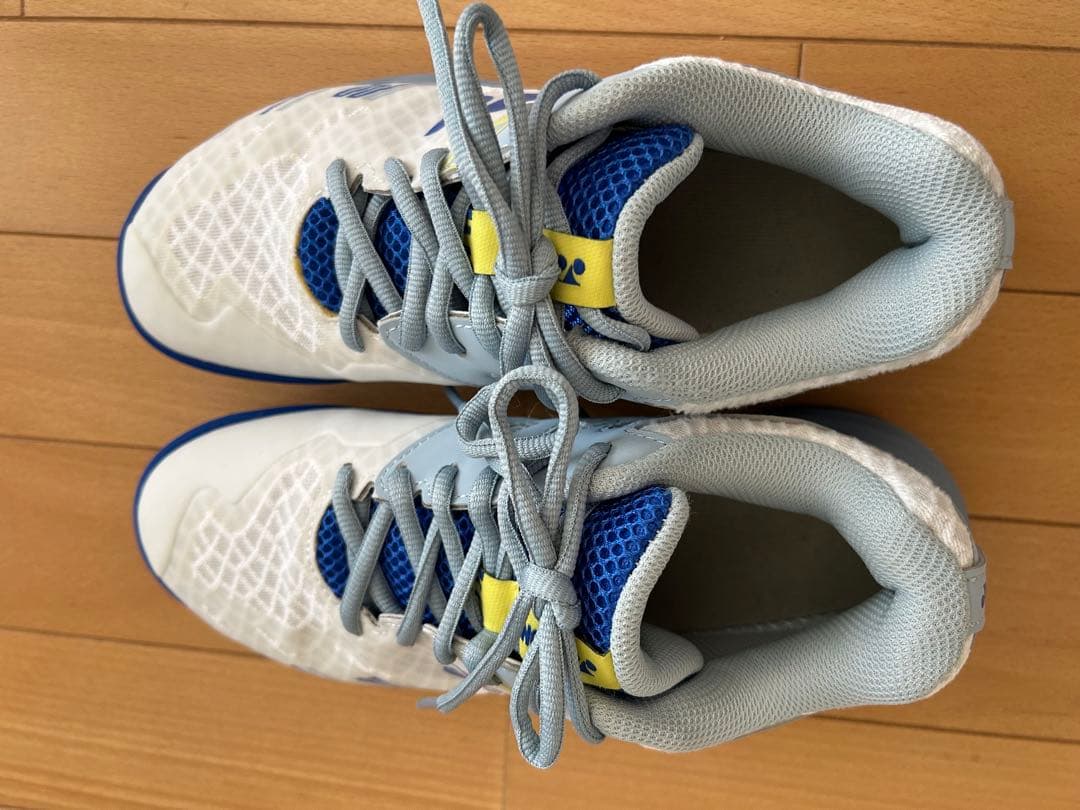 YONEX バドミントンシューズ ⭐︎23.5cm