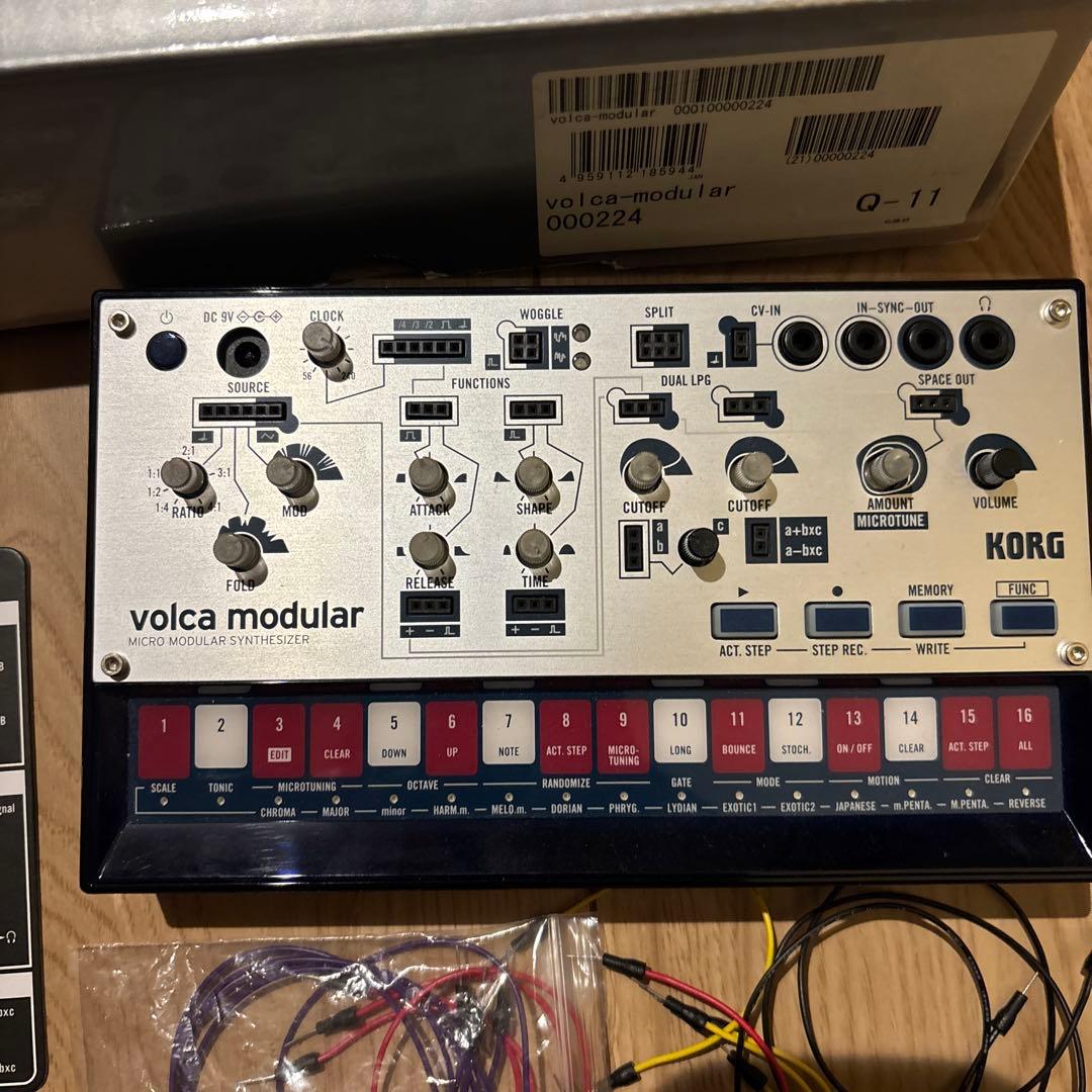 【美品】KORG volca modular シンセサイザー【最終価格】