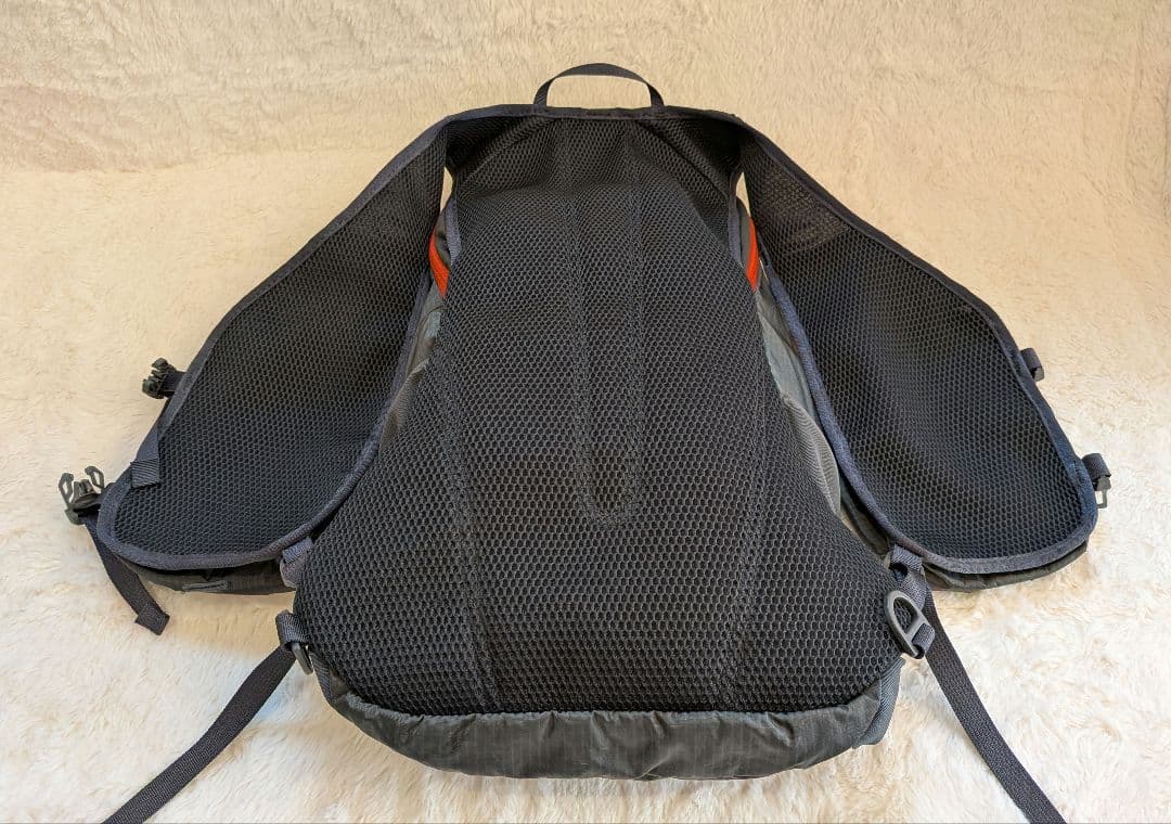 montbell モンベル　アングラーパック 15L　フィッシングベスト