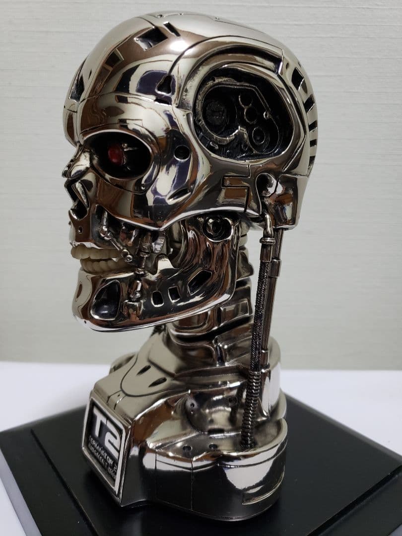 ターミネーターT2 メタルエンドスカル 透明ケース付き