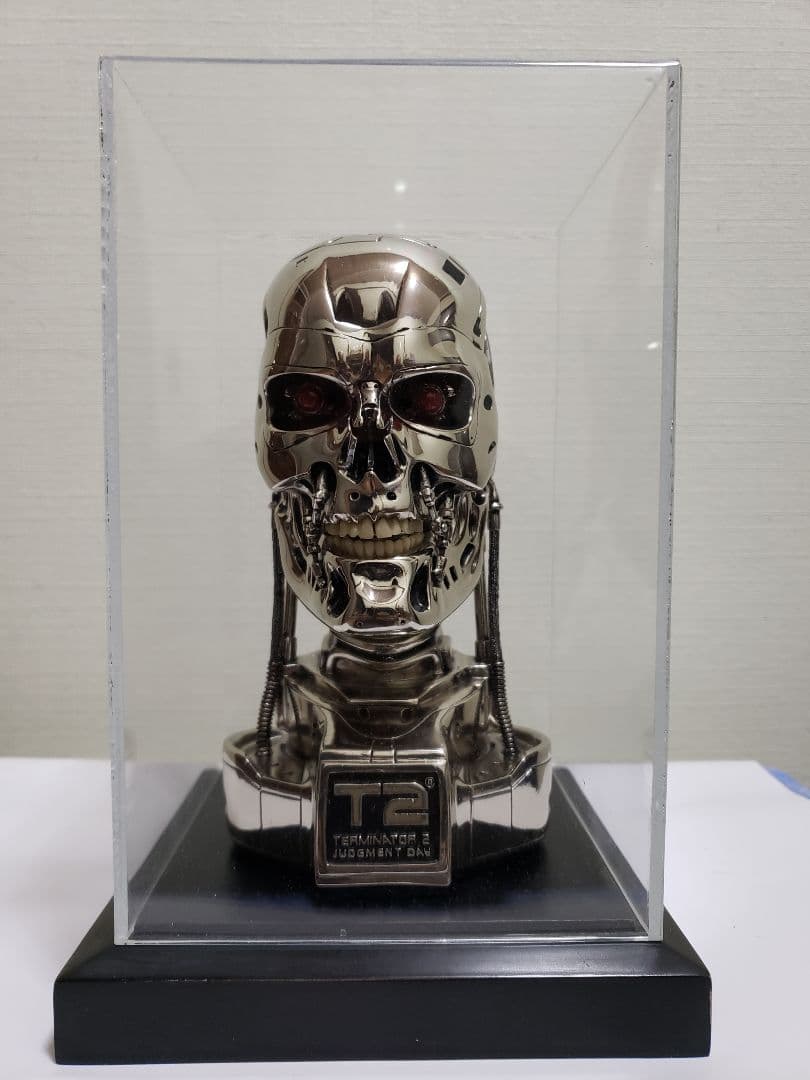 ターミネーターT2 メタルエンドスカル 透明ケース付き