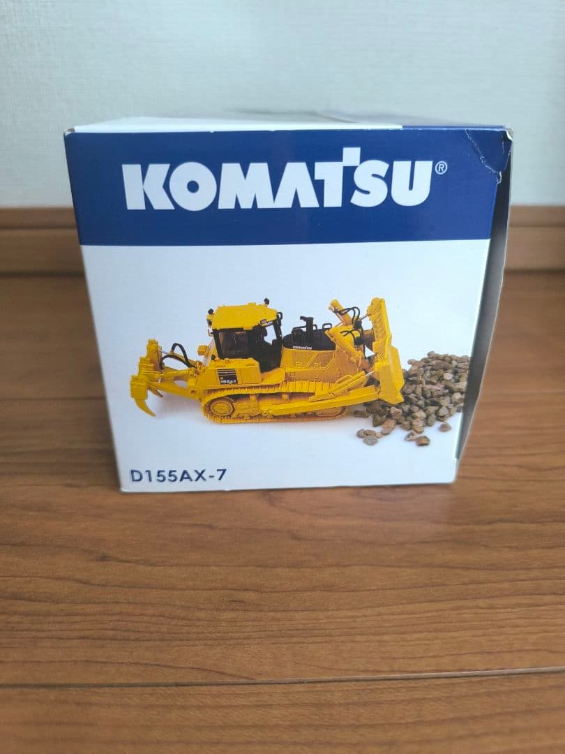 KOMATSU D155AX-7 ミニチュア重機 1/50