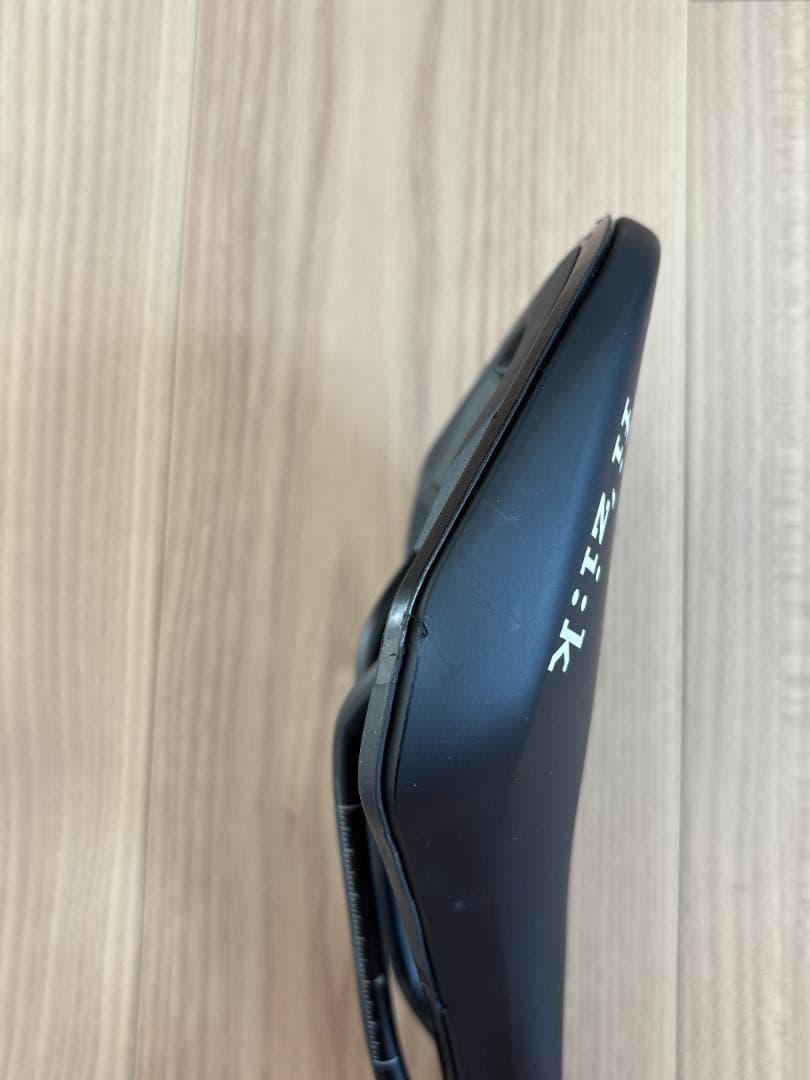fizik サドル TEMPO ARGO R5 S-Alloyレール 150mm