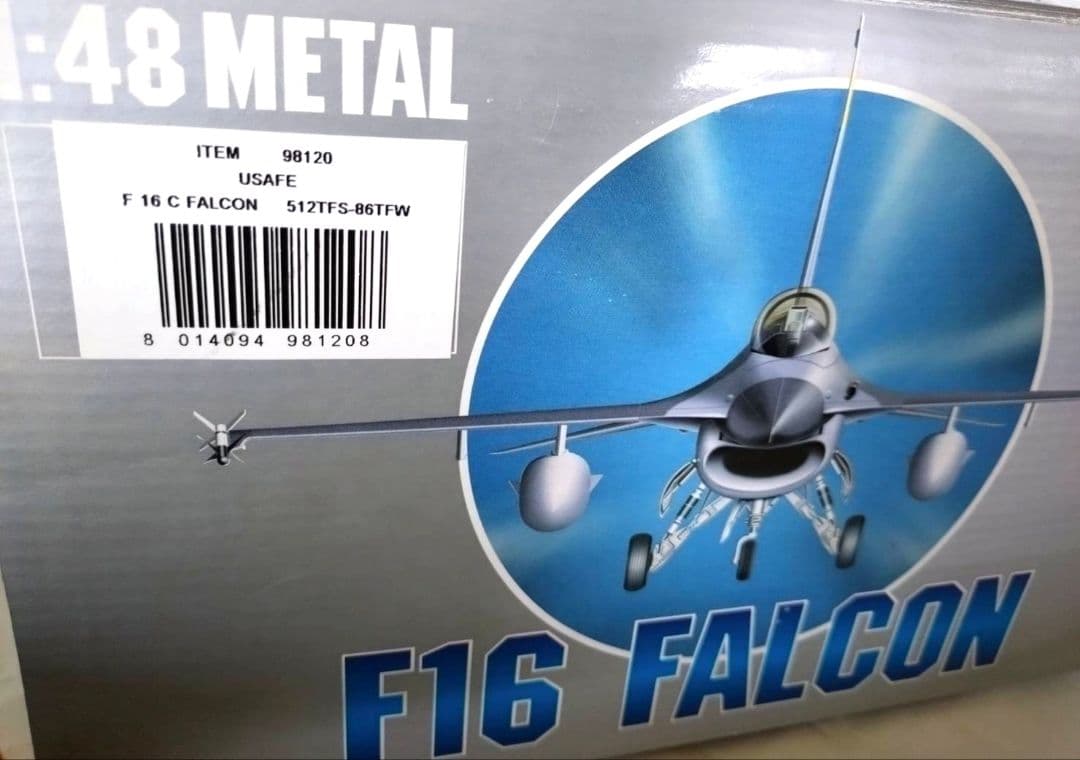未使用開封品　1/48　COLLECTION ARMOUR F-16ファルコン