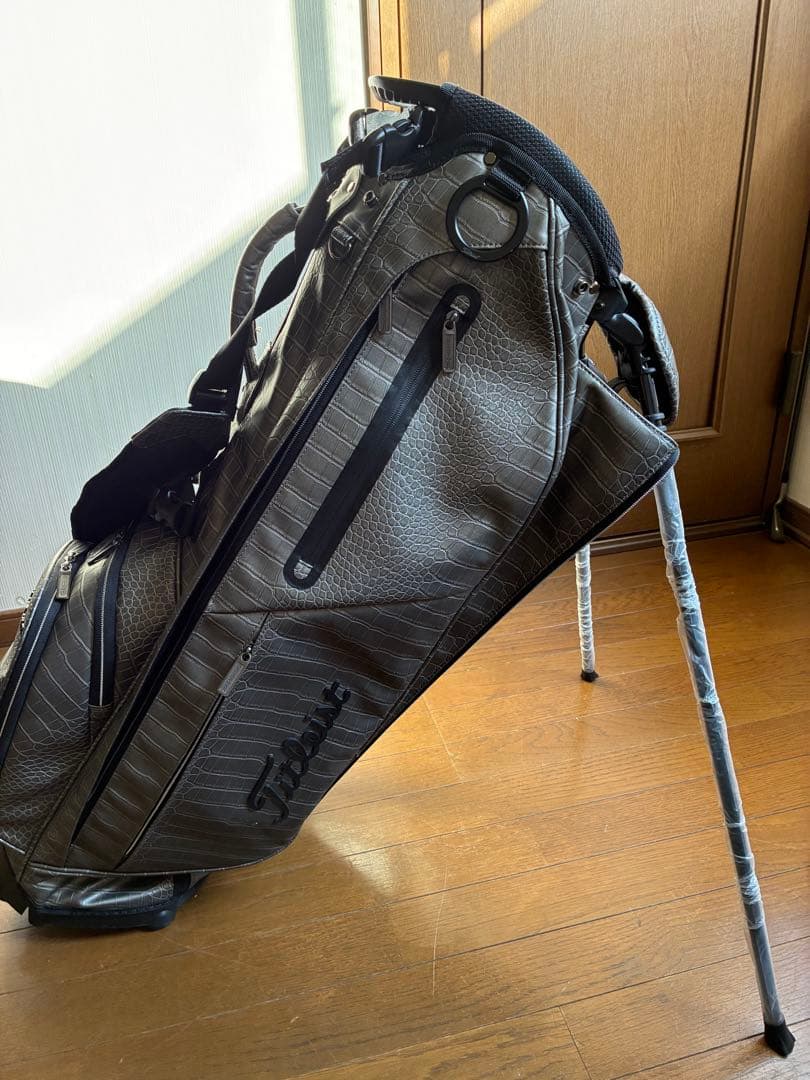 Titleist メルセデス・ベンツ キャディバッグ グレー クロコ型押し