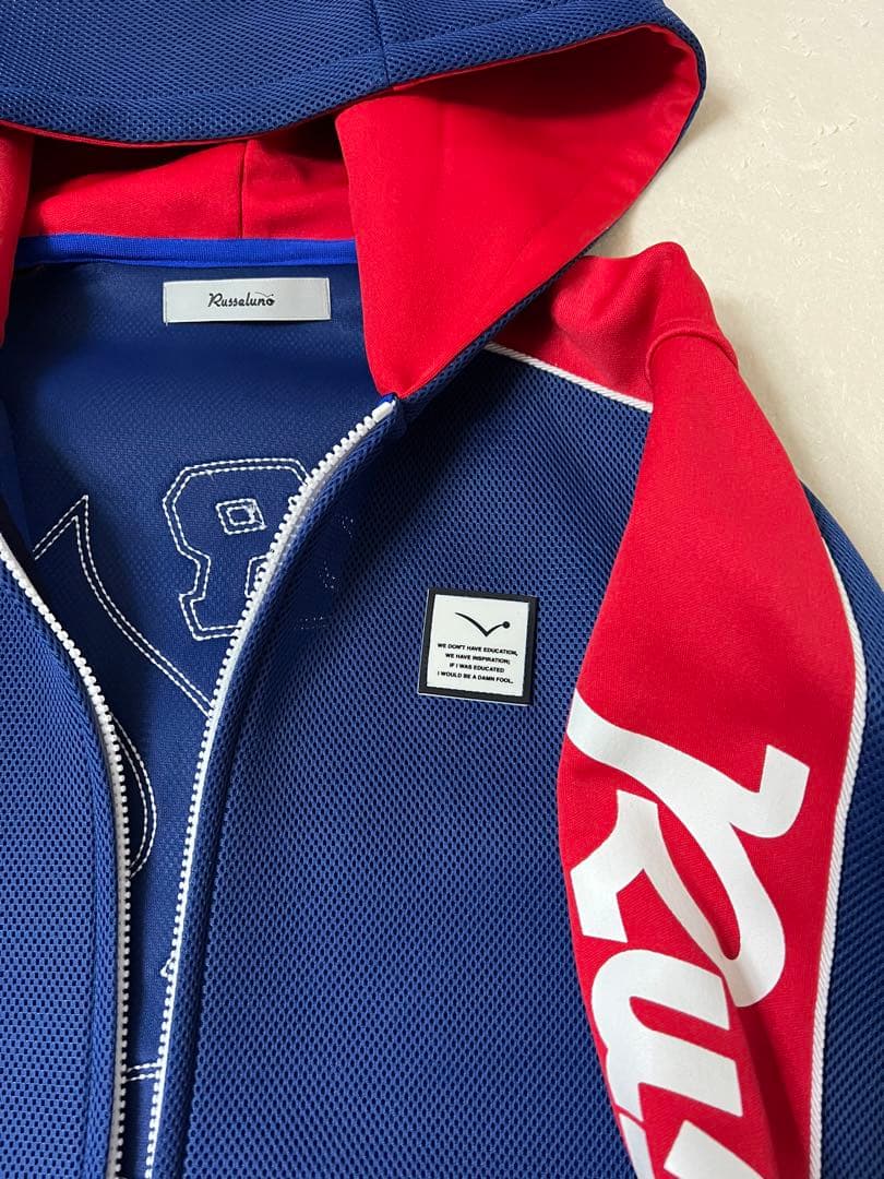 ラッセルノ 背面ルチャZIP UP パーカー
