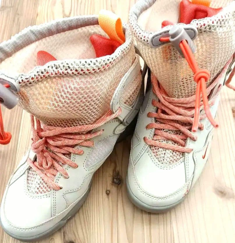 ✨美品✨Nike Jordan 8 女性用シューズ ベージュ/オレンジ