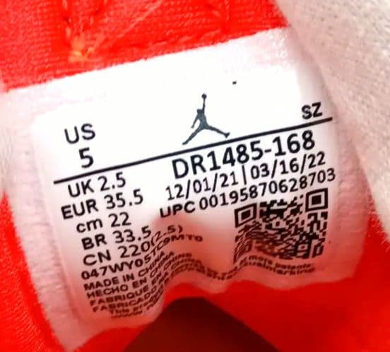 ✨美品✨Nike Jordan 8 女性用シューズ ベージュ/オレンジ