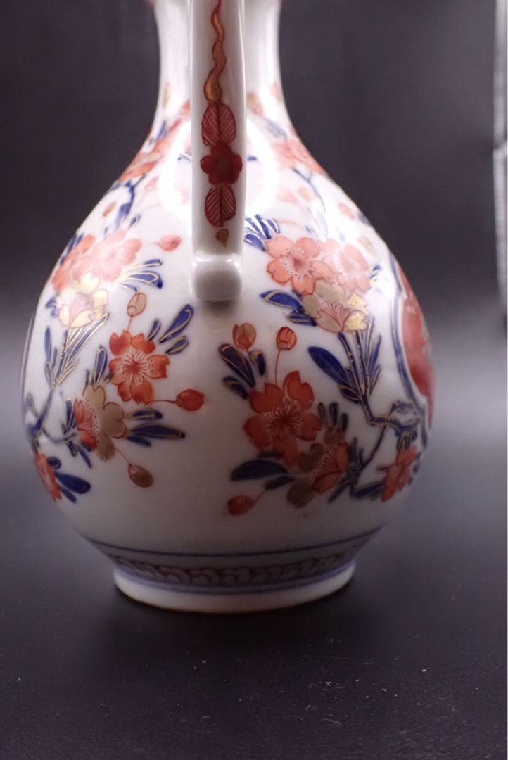 【優品】古伊万里 金彩赤絵 桜尽くしに隠れみの図 骨董品 アンティーク （青④）