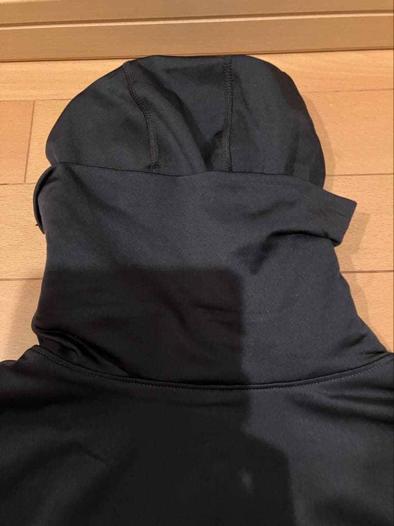 t*0様 【極美品】アンダーアーマー コールドウェザープロフーディＬ