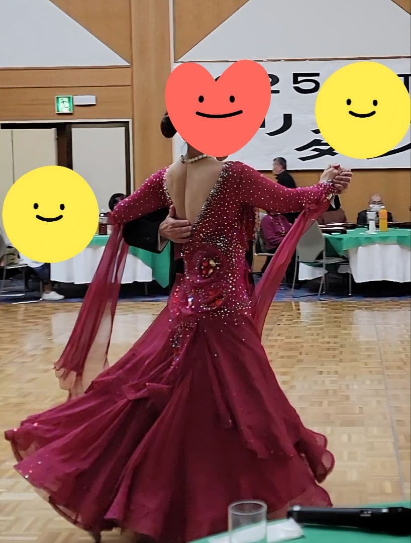 タカダンススポーツ　ピンク スパンコール ダンスドレス