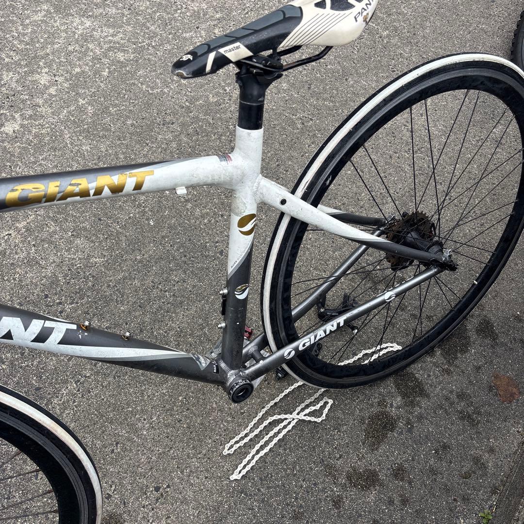 GIANT GIGI ロードバイク値下げ可、部品取り可